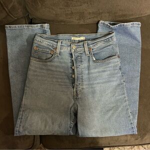 Levi’s Ribcage Ankle Straight